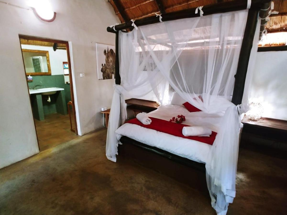 Pumusa Bushcamp Hluhluwe Exterior photo